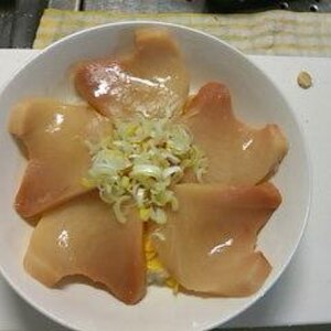 小さいマグロ丼